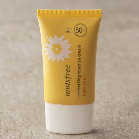 Kem Chống Nắng Chống Rửa Trôi Innisfree Perfect UV Protection Cream Triple Care SPF50 PA+++